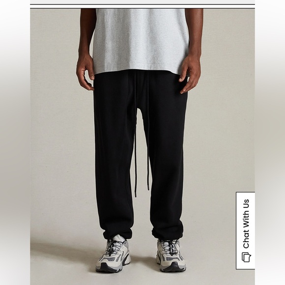 Fear of God Essentials Jet Black Sweatpants - Picture 5 of 8